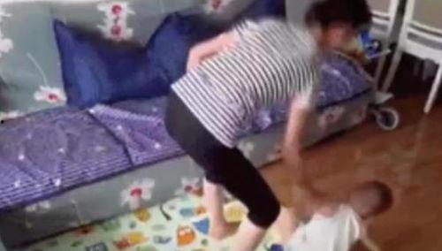 保姆打孩子视频,家庭教育与监管的反思