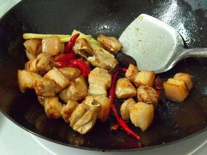 烧猪做法视频,美味佳肴轻松上桌