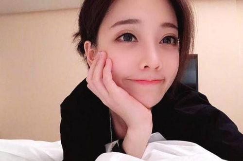 冯提莫 视频,短视频时代的网络红人崛起之路