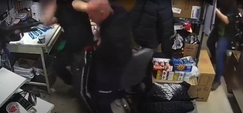 劫持人质视频,劫持人质视频背后的生死较量