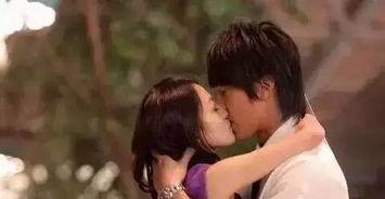 亲嘴床上视频,揭秘亲嘴床上视频背后的故事