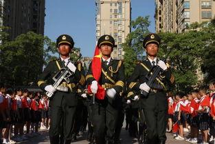 护旗手视频,传承爱国情怀，展现青春力量