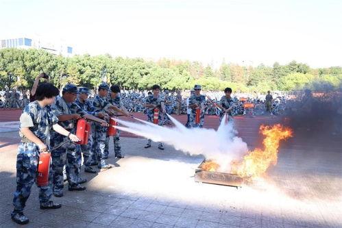 消防队训练视频,揭秘消防员训练全过程