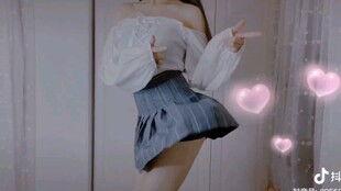 抖胸舞视频,动感节奏下的潮流狂欢