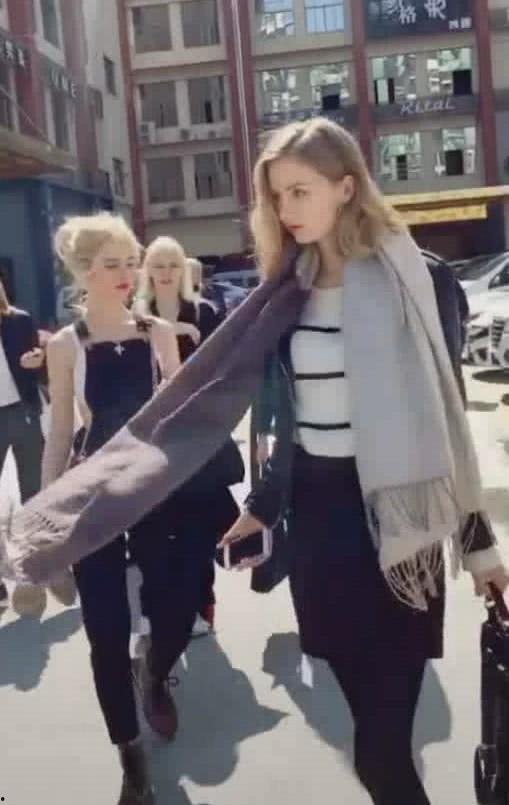 靓妹视频,展现青春风采，捕捉瞬间魅力